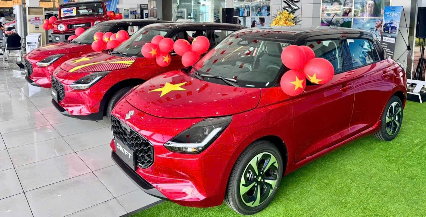 SUZUKI Swift 2025 hybrid CVT Euro5